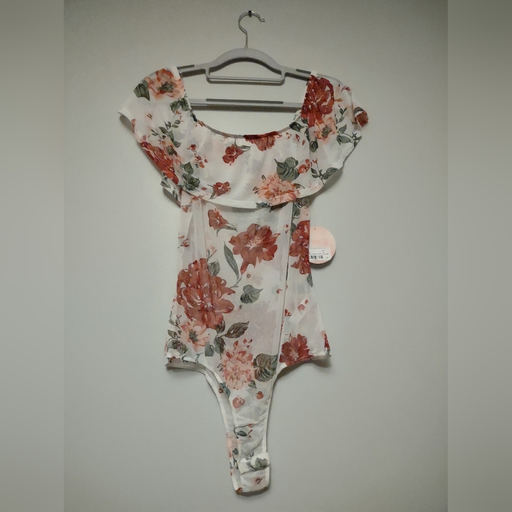Jolie & Joy Printed Ivory Floral Bodysuit